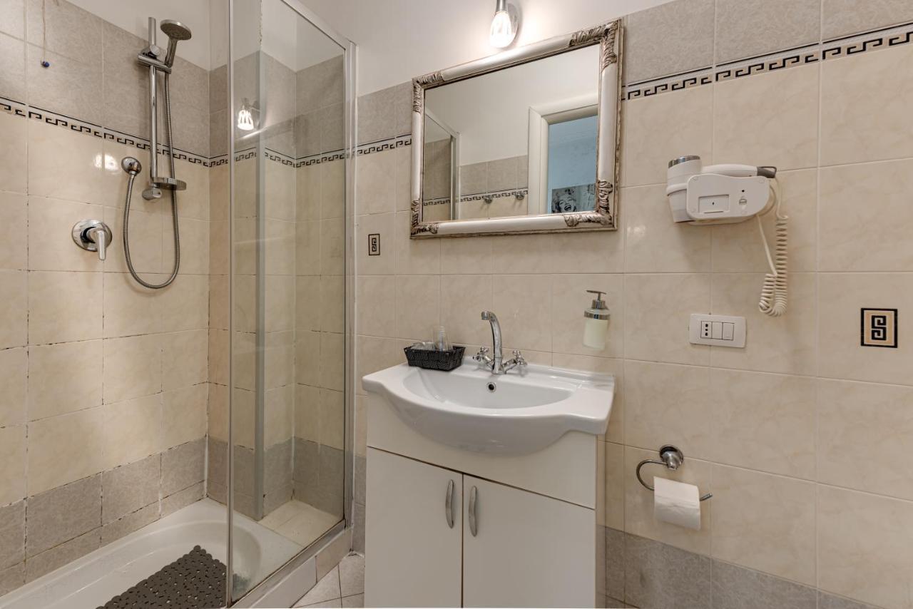 Casa Boss Santa Maria Novella Apartment ฟลอเรนซ์ ภายนอก รูปภาพ